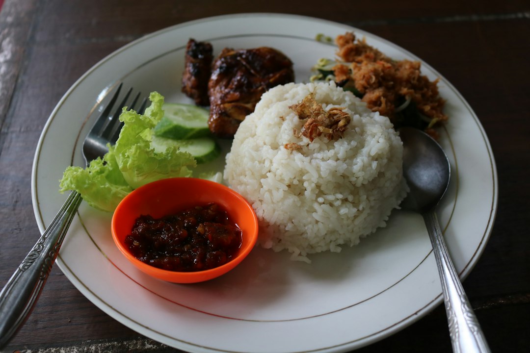 Visual illustration for makanan landak mini terbaik